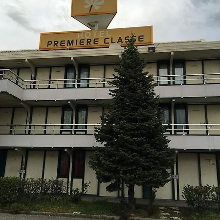 Premiere Classe Lyon Sud - Chasse Sur Rhone Екстер'єр фото