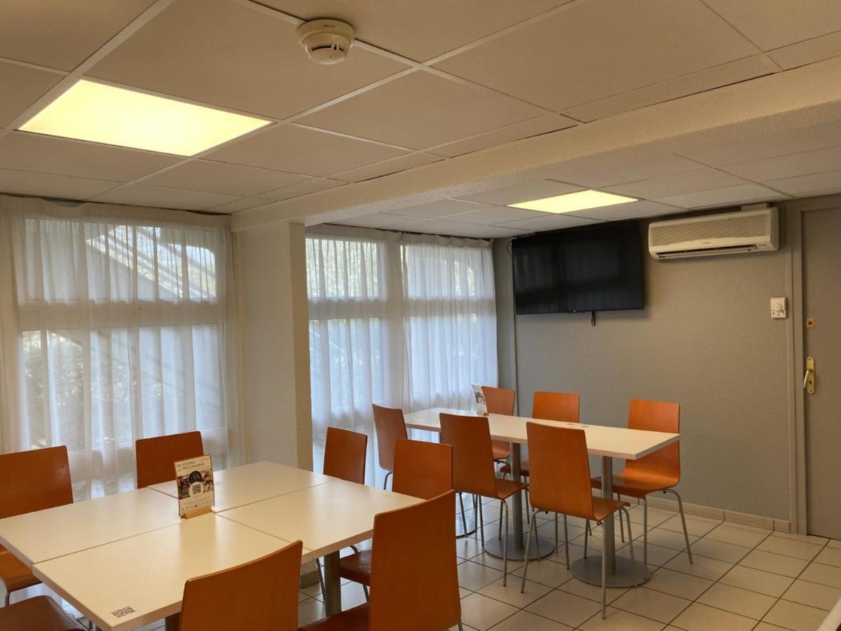 Premiere Classe Lyon Sud - Chasse Sur Rhone Екстер'єр фото