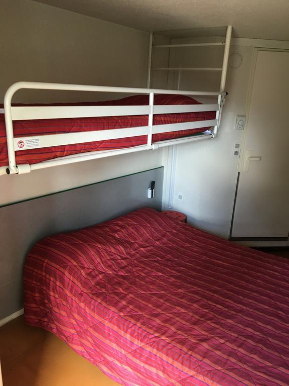 Premiere Classe Lyon Sud - Chasse Sur Rhone Екстер'єр фото